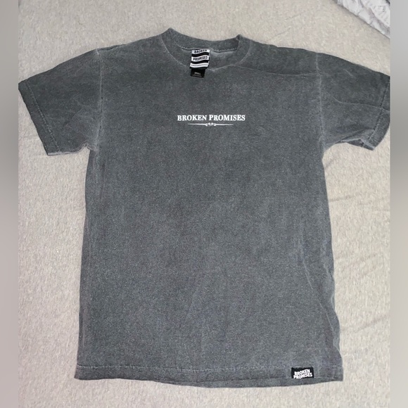 Broken Promises Roses Tee - Picture 2 of 4